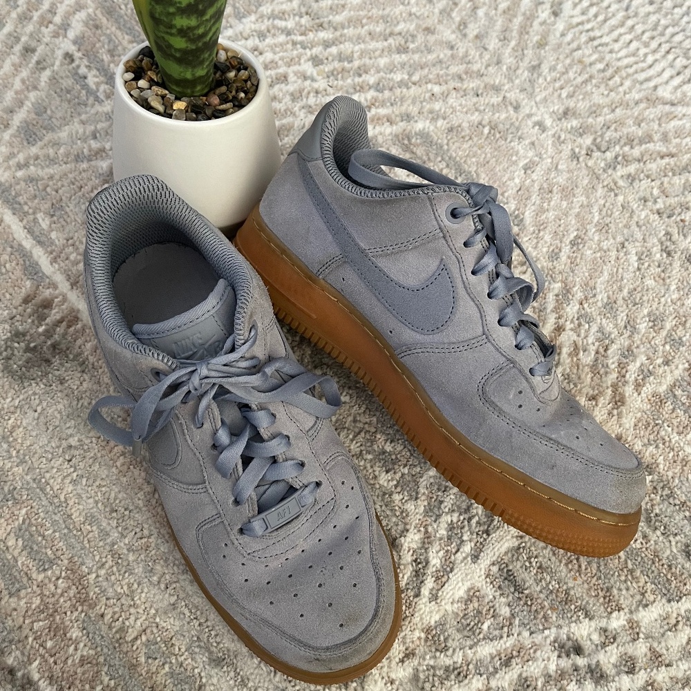 (Women) Nike Air Force 1 Low Glacier Grey Gum AA0287-001
